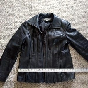 Kenneth Cole Reaction ladies leather jacket, LG